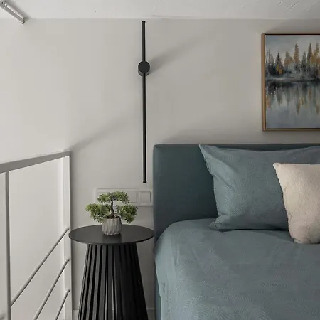 Loft 12 *